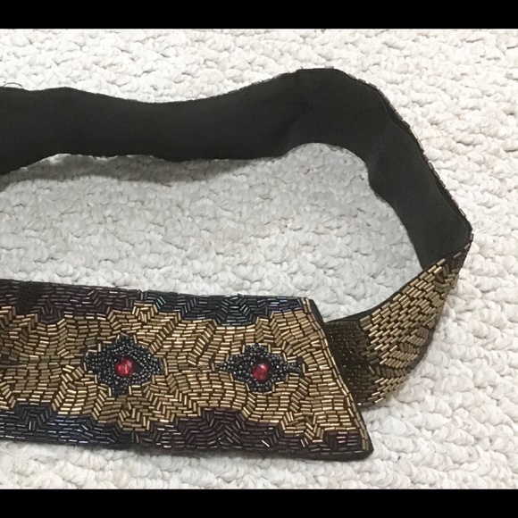 Gorgeous Beaded Woman’s Belt - Picture 4 of 4